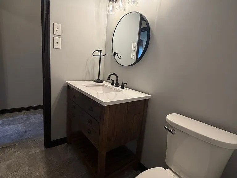 1101 Silverwood Cv — Photo 47