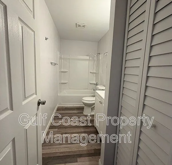 1801 S Palmdale Ct — Photo 19