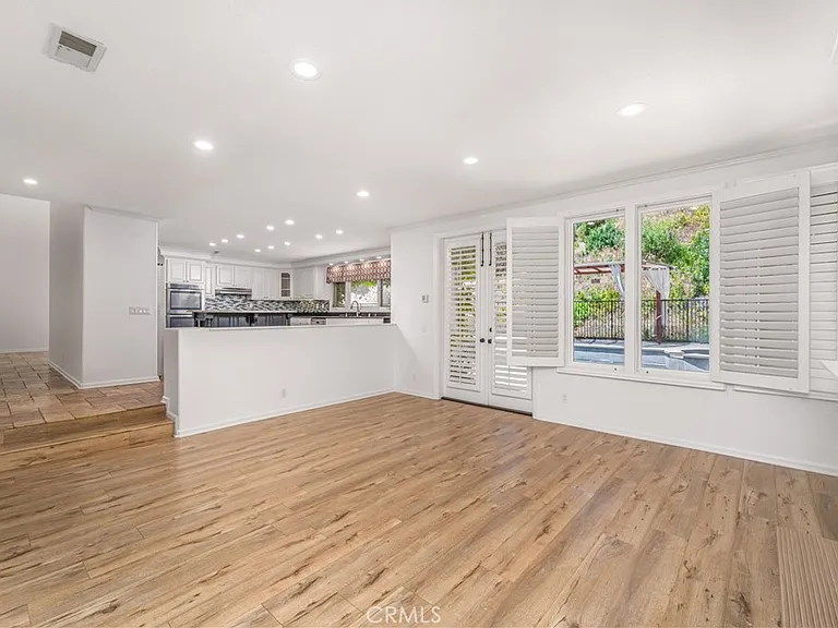 24961 Alicante Dr — Photo 14