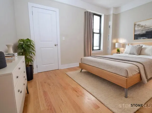 550 Riverside Drive 3/8 image 2 of 6