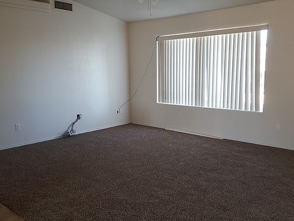 3rd image of 3121 Caravelle Dr