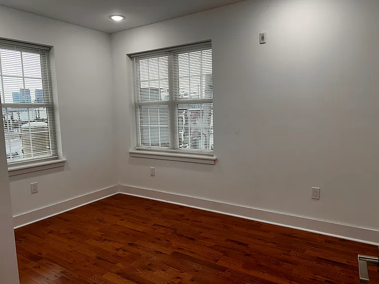 1100 S 27th St #3F — Photo 16