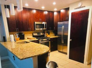 769 Spinnaker Ct, Secaucus, NJ 07094