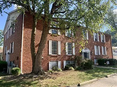 500 49th St SE — Photo 2