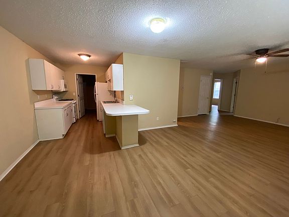 5th image of 306 E Thurman St APT 3