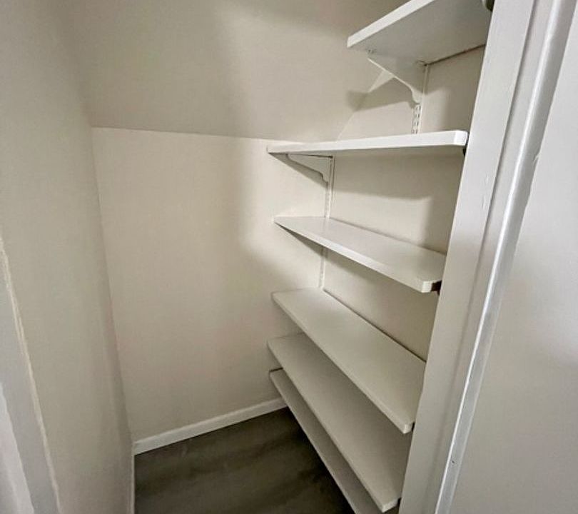 Madison St. Duplex Apartment Rentals Little Chute, WI Zillow