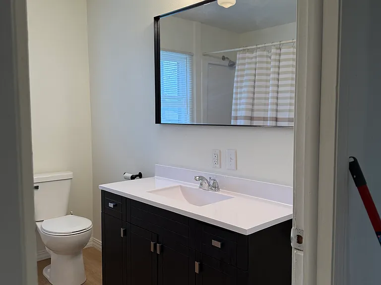 510 Garrett St — Photo 8