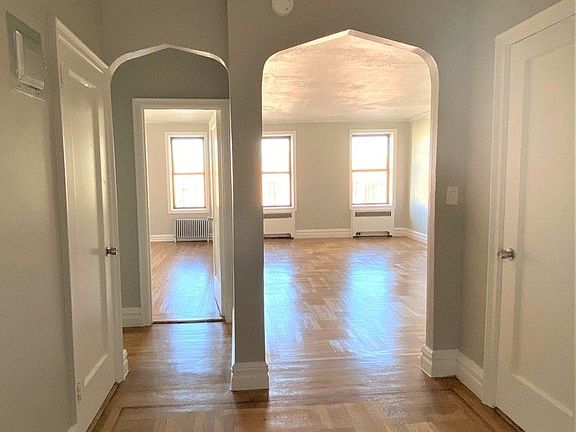 2nd image of 33 E 208th St #6F
