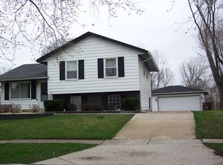 9188 161st Pl, Orland Hills, IL 60487