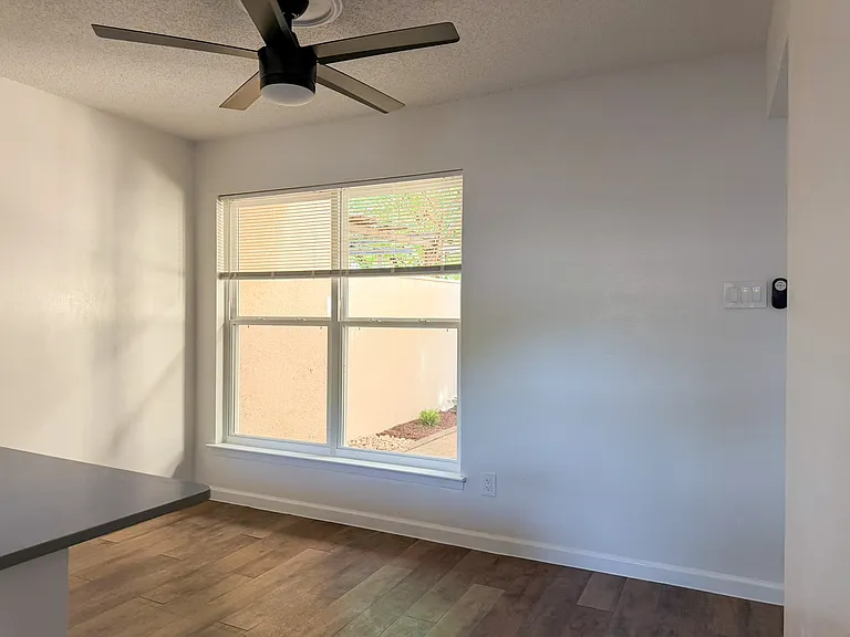 Kitchen nook
