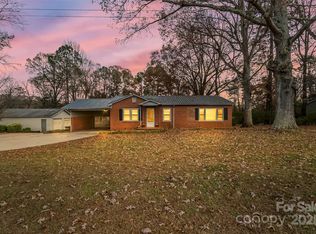 2282 Rome Jones Rd, Newton, NC 28658