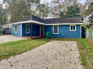 6817 McWilliams Dr, Houston, TX 77091