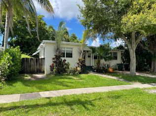 6126 SW 42nd St, South Miami, FL 33155