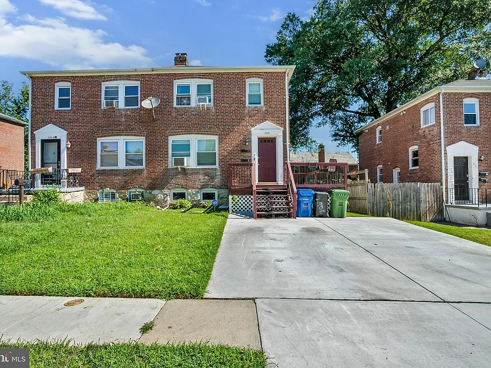 2906 Clearview Ave
