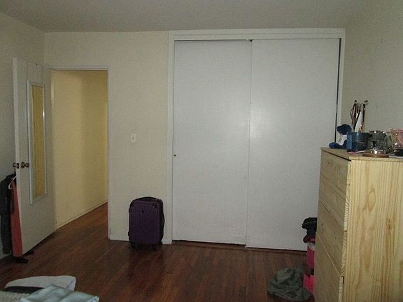 5th image of 14220 84th Dr APT 3J