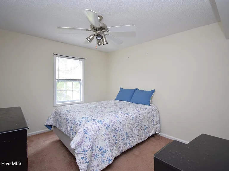 2325 Vineyard Dr #C3 — Photo 12