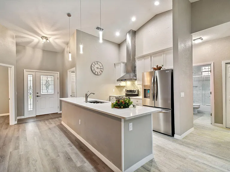 7398 Skylark Dr — Photo 19
