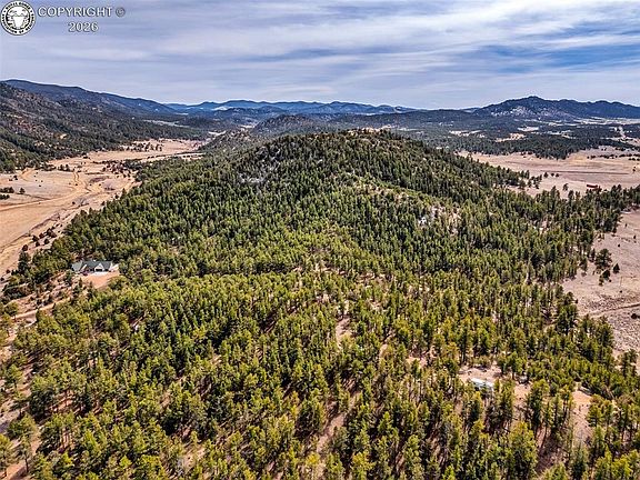 3rd image of 380 Buck Ridge Rd