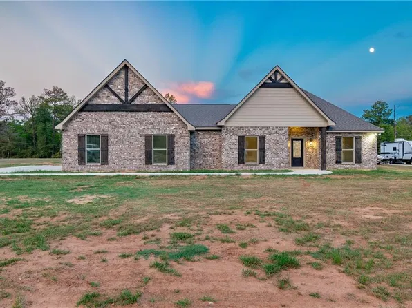7247 Deville Estates Dr, Deville, LA 71328