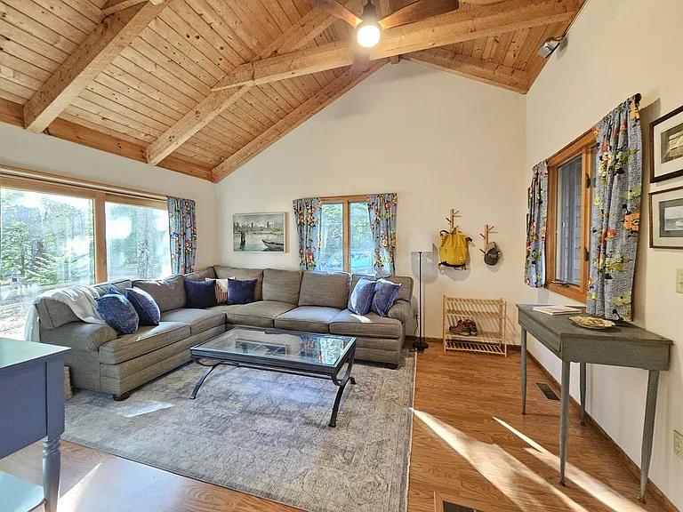 120 Mountain View Dr — Photo 16