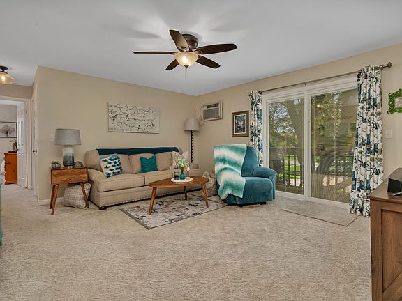 2nd image of 1108 Shagbark Ct APT 5
