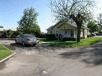 2nd image of 1424 S Tegner Rd
