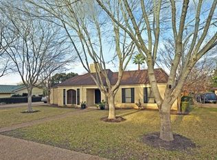 4610 S Pinehurst Dr, Austin, TX 78747