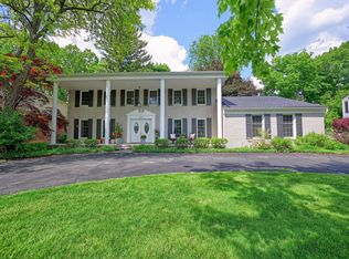 4926 Hardwoods Dr, West Bloomfield, MI