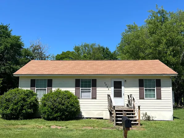 1209 E 8th St, Mount Pleasant, TX 75455