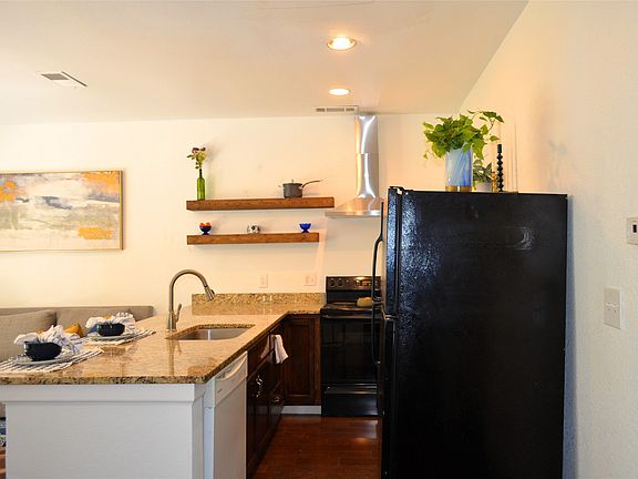 3rd image of 7660 Skillman St APT 401