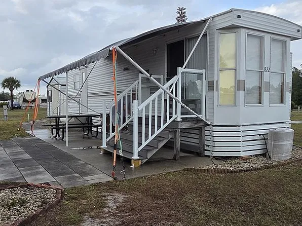 822 Wallaby Way, Sebring, FL 33872