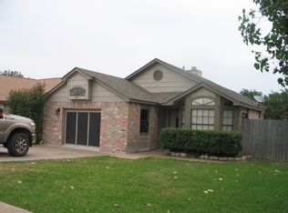 2604 S Walker Dr, Leander, TX 78641