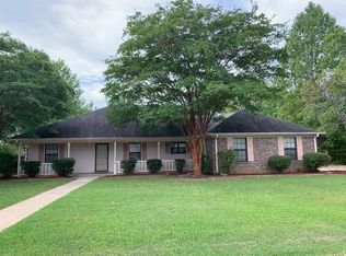 75 Hardy Pl, Columbus, MS 39702