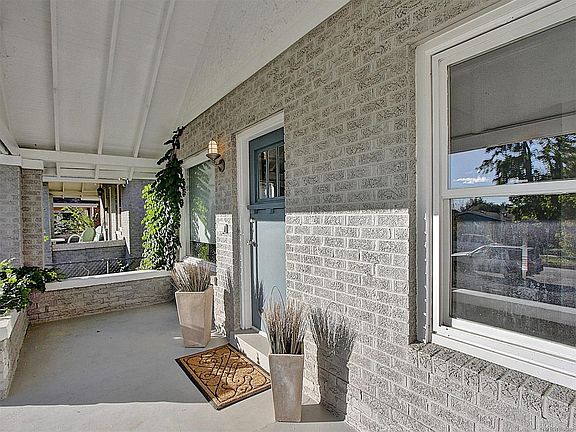 4th image of 3757 N Race St