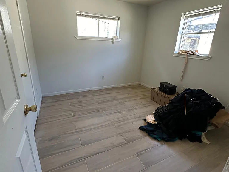 6802 Sayers St #10 — Photo 12