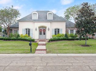 16314 Winding Ridge Ave, Prairieville, LA 70769