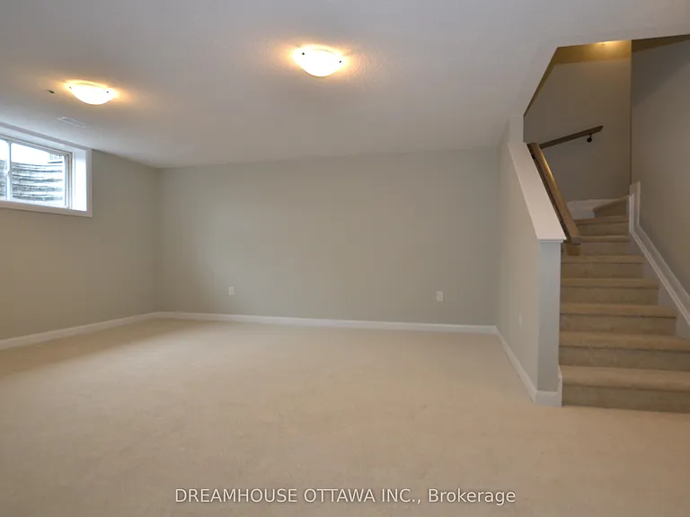 326 Gisborne Pl — Photo 19