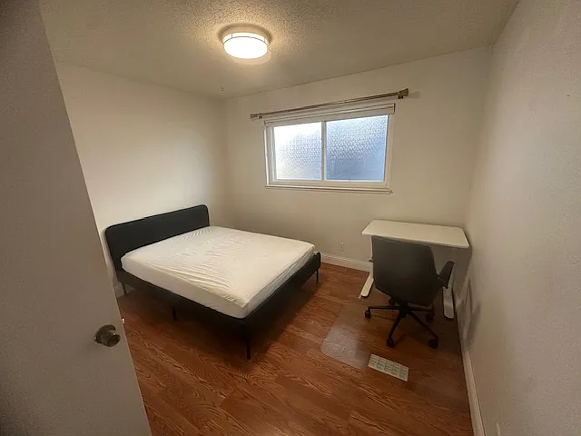 1634 Milvia St #4 — Photo 8
