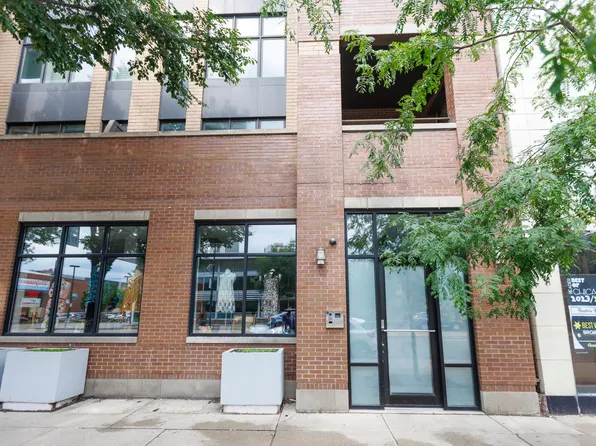 6124 N Broadway St APT 3S, Chicago, IL 60660