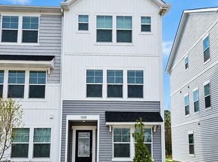 1215 Briarhill Rd Unit E, Mooresville, NC 28115