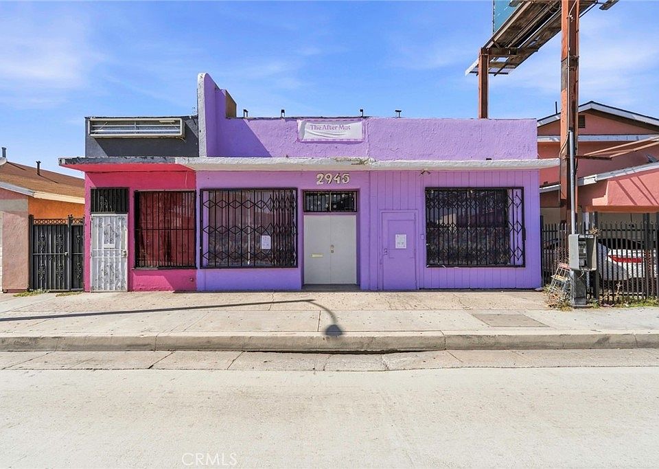 1st image of 2945 Tweedy Blvd