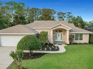 12425 Pine Island Dr, Leesburg, FL 34788