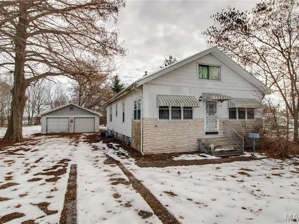 601 Biddle St, Gillespie, IL 62033