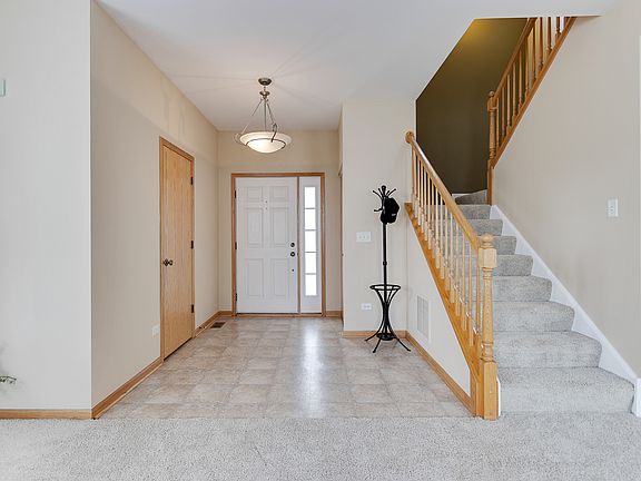 2nd image of 3114 Gloria Ln
