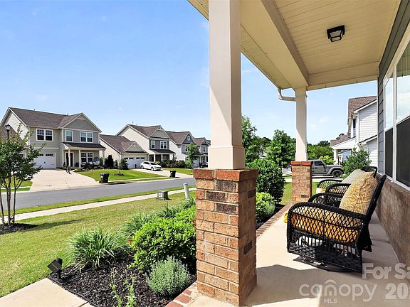 5th image of 1554 Whitman Ct #115