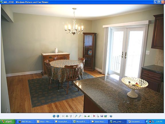 KITCHEN OPEN TO DINING ROOM