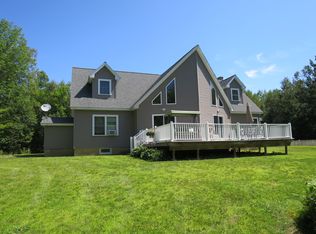 650 York Rd, Hermon, ME 04401