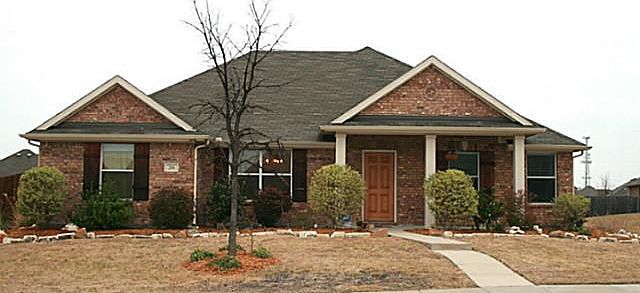 1st image of 206 Shadybrook Dr