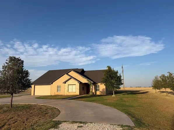 806 Ironwood Dr, Farwell, TX 79325