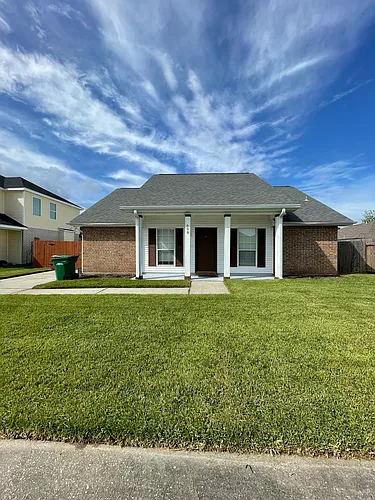 608 Medford Dr Photo 1
